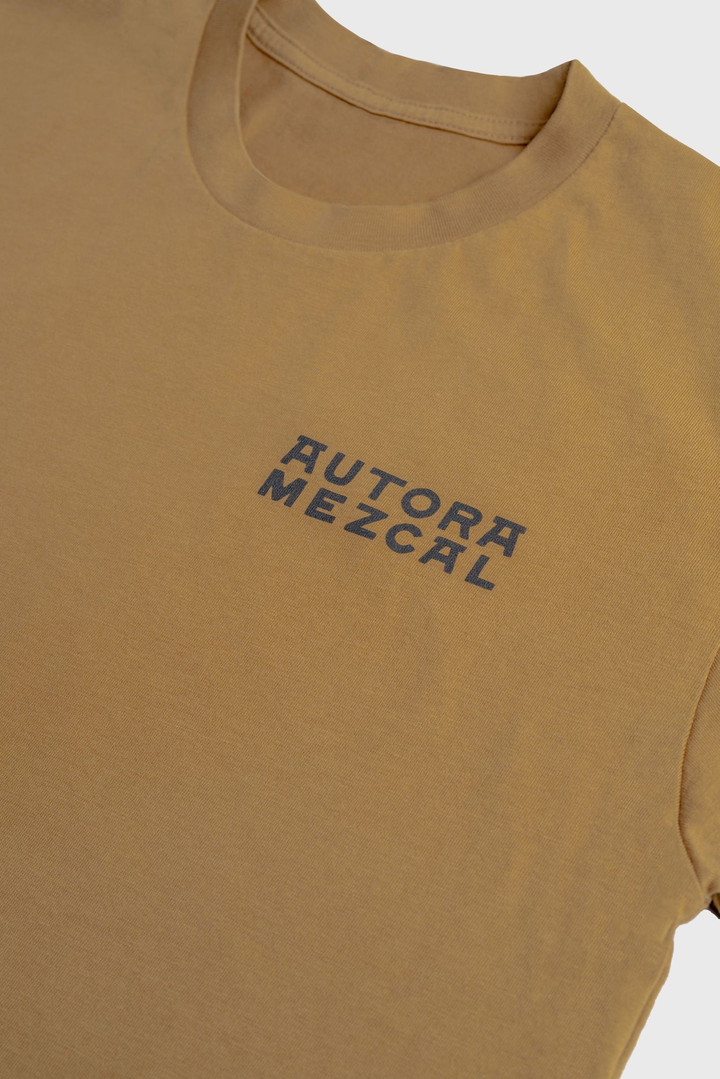 Autora Del Campo Tee