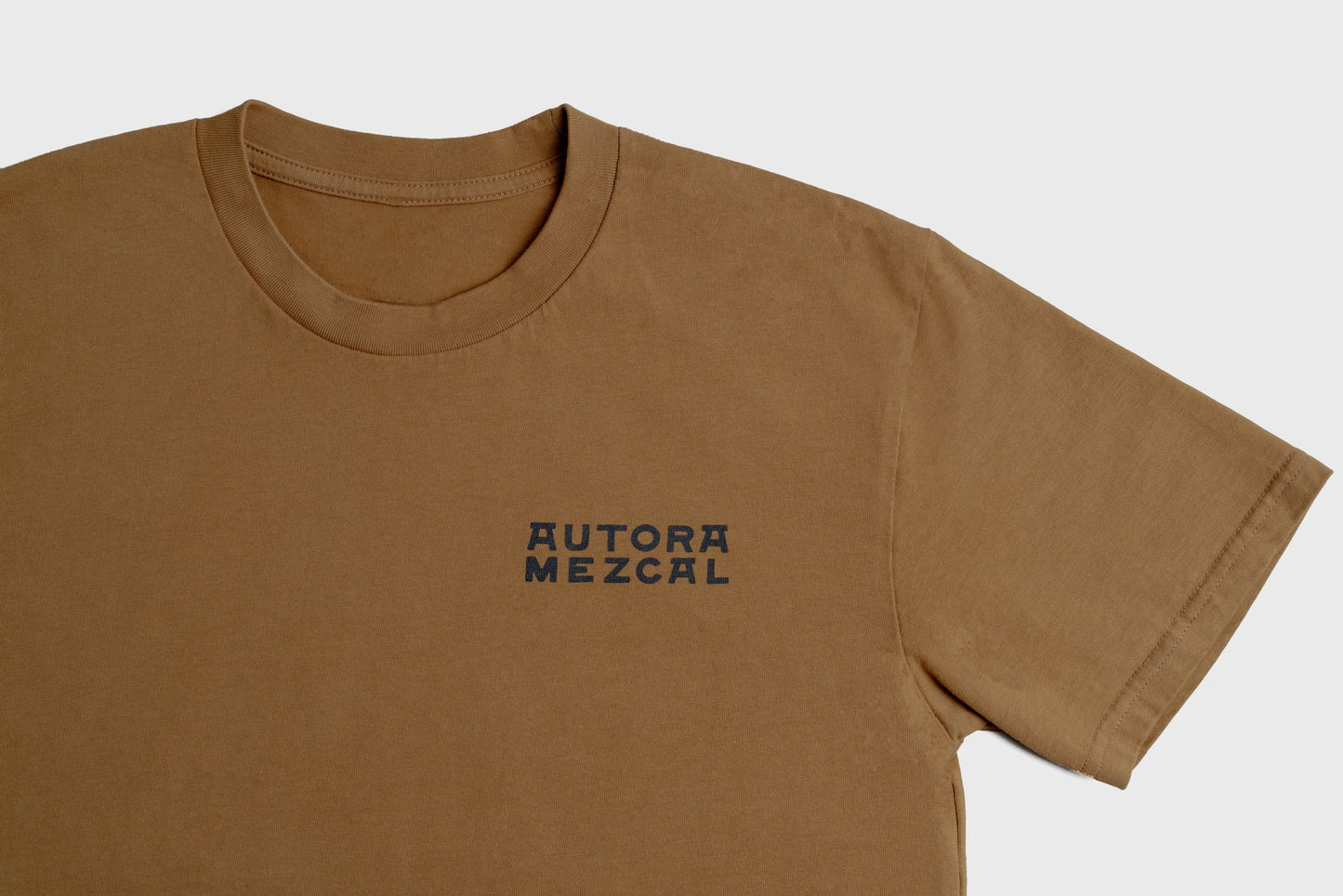Autora Del Campo Tee